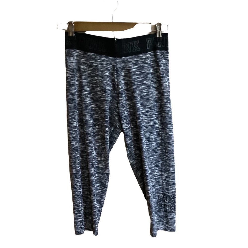 PINK Victoria's Secret Women Sz Small Capri Leggings Black White Pattern